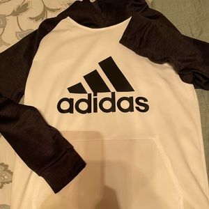 Adidas XL Boys 18/20 Hoodie